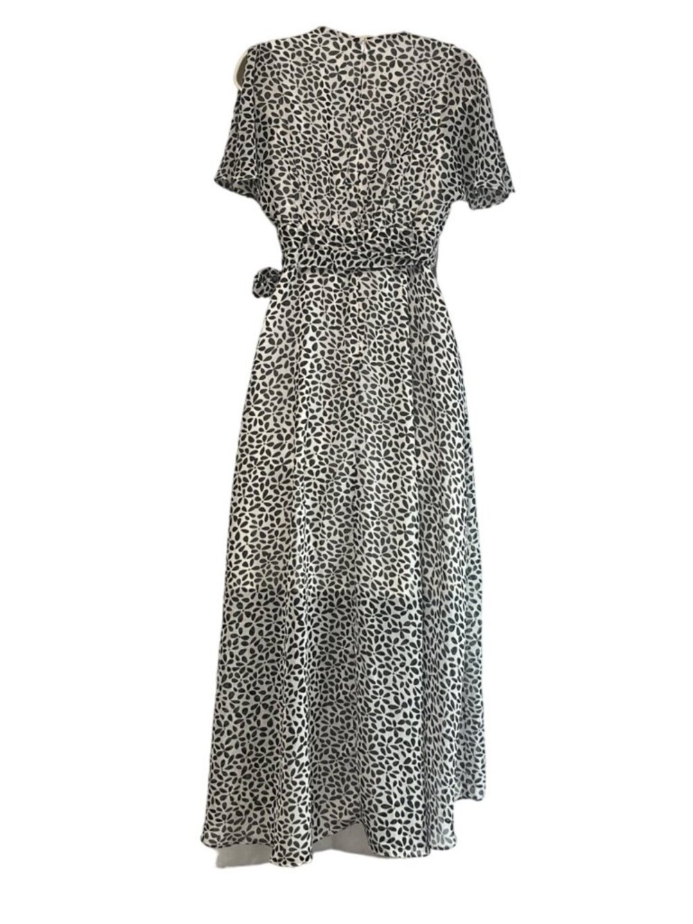Eliza J. Split Sleeve Faux Wrap Dress, White/Black, Sz. 0 - Picture 5 of 12